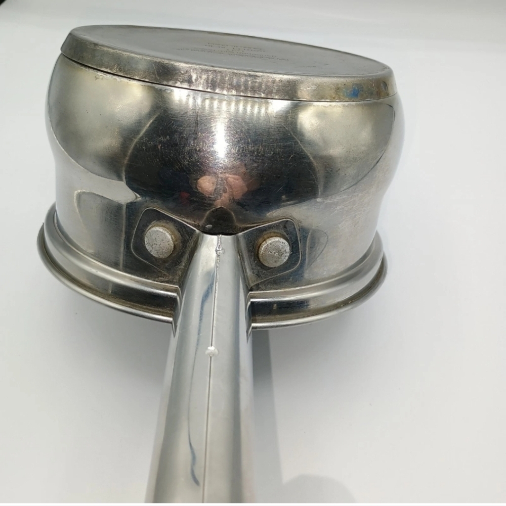 Maitre Chef 18-10 Stainless Steel 1 Quart Sauce Pan With Lid - Picture 3 of 6